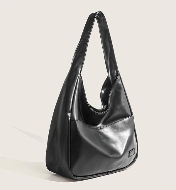 RSD New large-capacity underarm bag soft leather shoulder bag texture work commuter bag female