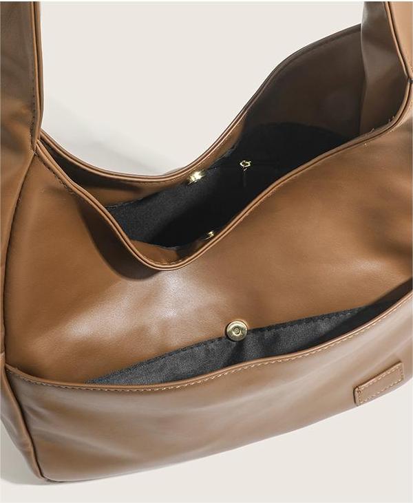 RSD New large-capacity underarm bag soft leather shoulder bag texture work commuter bag female